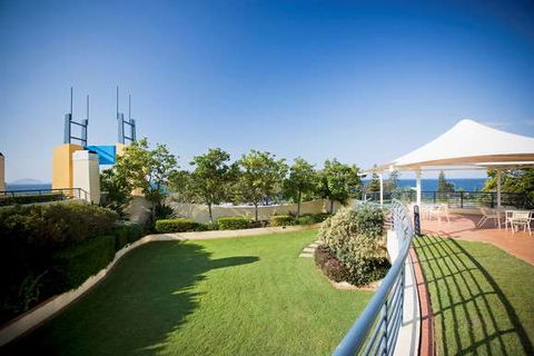 Mantra Mooloolaba Beach - Sunshine Coast Guide 1