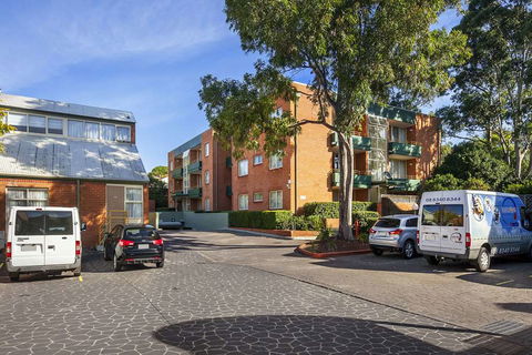 APX Apartments Parramatta - Sunshine Coast Guide 2