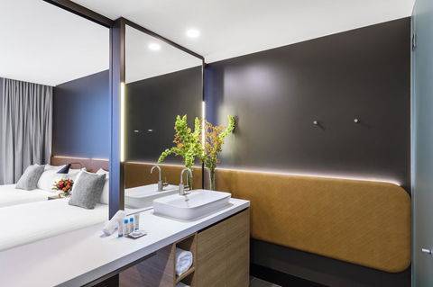 Vibe Hotel Canberra - Sunshine Coast Guide 16