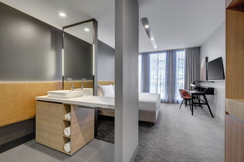 Vibe Hotel Canberra - Sunshine Coast Guide 43