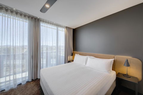 Vibe Hotel Canberra - Sunshine Coast Guide 36