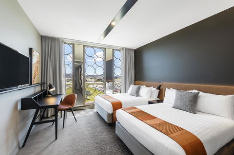 Vibe Hotel Canberra - Sunshine Coast Guide 17
