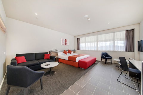 Abode Woden - Sunshine Coast Guide 8