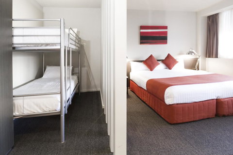 Abode Woden - Sunshine Coast Guide 19