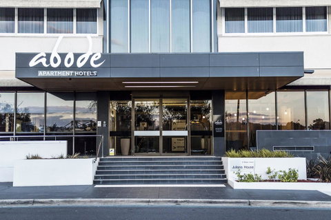 Abode Woden - Sunshine Coast Guide 22