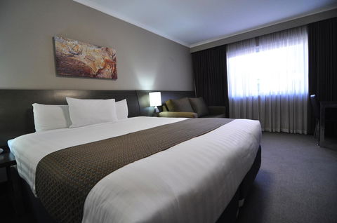 Pavilion On Northbourne - Sunshine Coast Guide 18