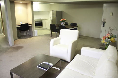 Pavilion On Northbourne - Sunshine Coast Guide 14