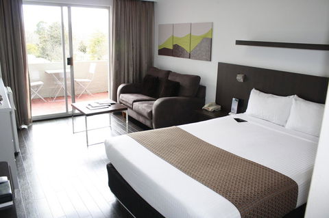 Pavilion On Northbourne - Sunshine Coast Guide 40