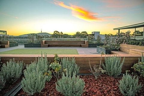 Greenwich Apartment - Sunshine Coast Guide 11