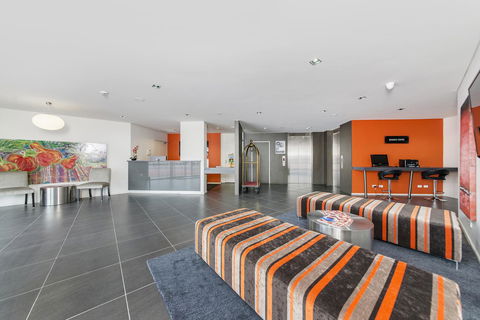 Abode Tuggeranong - Sunshine Coast Guide 7
