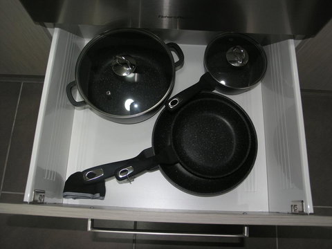 Kesh At Hudson Square - Sunshine Coast Guide 26