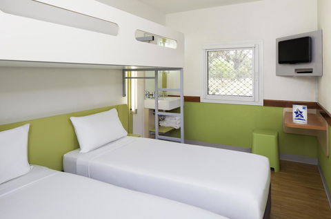 Ibis Budget Canberra - Sunshine Coast Guide 8