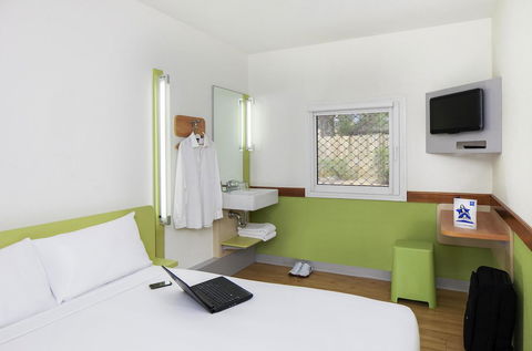 Ibis Budget Canberra - Sunshine Coast Guide 14