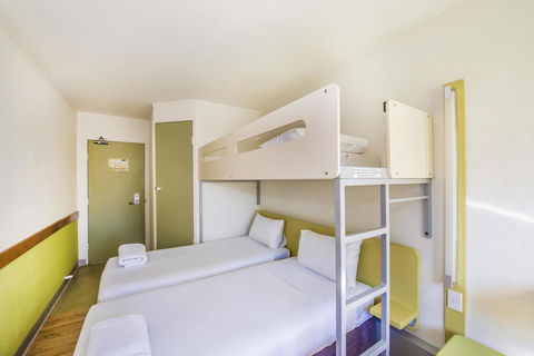 Ibis Budget Canberra - Sunshine Coast Guide 18