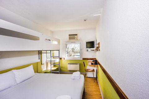 Ibis Budget Canberra - Sunshine Coast Guide 17