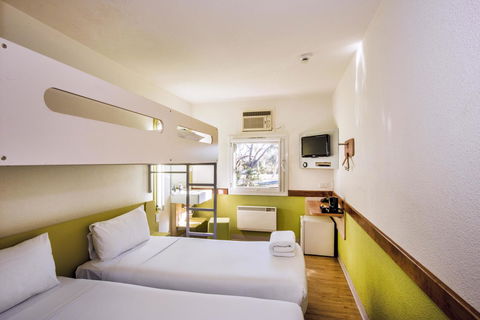 Ibis Budget Canberra - Sunshine Coast Guide 16