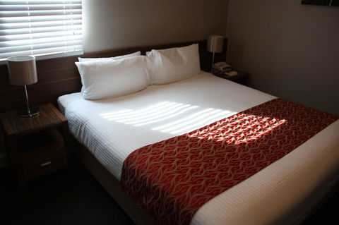 Quality Hotel Dickson - Sunshine Coast Guide 16