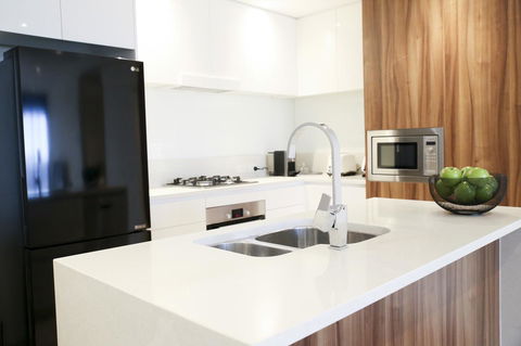 Kui Manhattan 2 - Sunshine Coast Guide 10