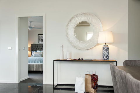 Mollymook Beachfront Penthouse 9 - Sunshine Coast Guide 10