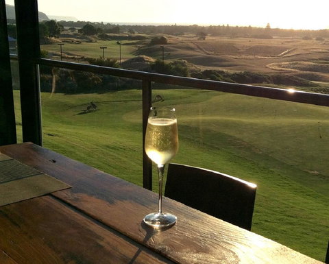 Lure Bed And Breakfast - Sunshine Coast Guide 16