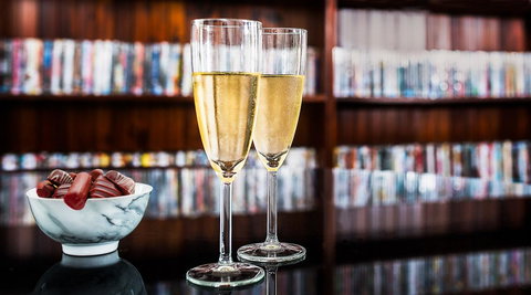 Lure Bed And Breakfast - Sunshine Coast Guide 2