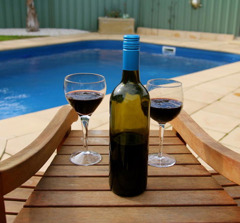 Lure Bed And Breakfast - Sunshine Coast Guide 10