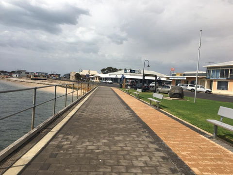 Crystal Blue Apartment - Sunshine Coast Guide 17