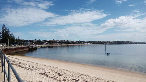 Crystal Blue Apartment - Sunshine Coast Guide 19