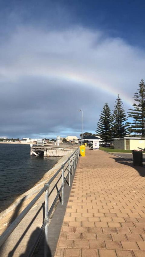 Crystal Blue Apartment - Sunshine Coast Guide 7