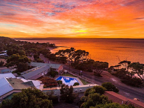Mercure Kangaroo Island Lodge - Sunshine Coast Guide 0