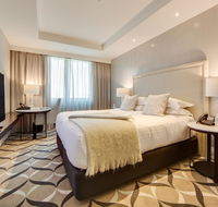 Mayfair Hotel - Sunshine Coast Guide