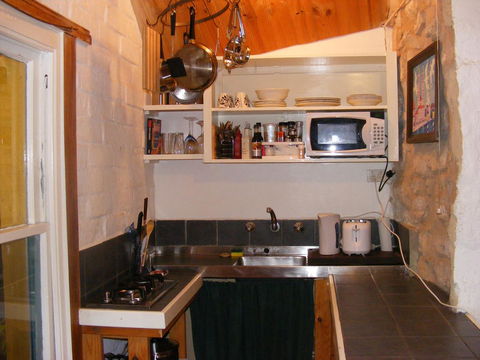 Trevalia Accommodation - Sunshine Coast Guide 16