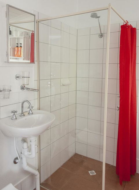 Trevalia Accommodation - Sunshine Coast Guide 30