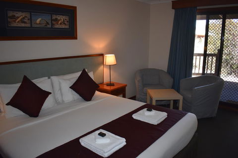 Kangaroo Island Wilderness Retreat - Sunshine Coast Guide 28