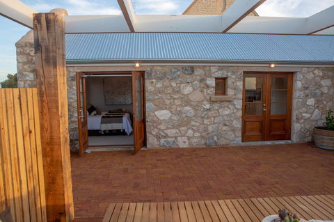 Lucy's Cottage - Sunshine Coast Guide 22