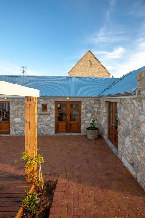 Lucy's Cottage - Sunshine Coast Guide 17