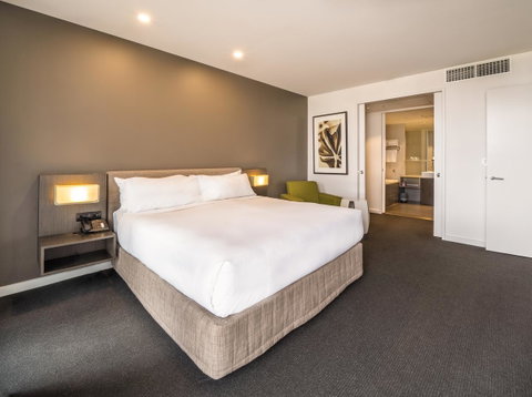 Pullman Adelaide - Sunshine Coast Guide 7