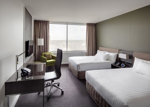 Pullman Adelaide - Sunshine Coast Guide 30