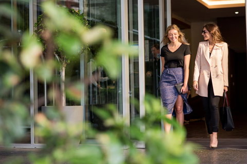 Pullman Adelaide - Sunshine Coast Guide 36