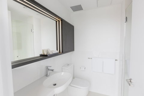 Ibis Adelaide - Sunshine Coast Guide 11