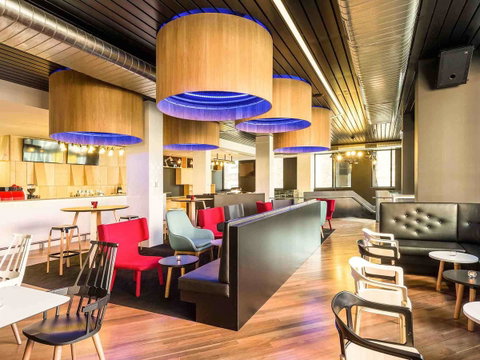 Ibis Adelaide - Sunshine Coast Guide 27