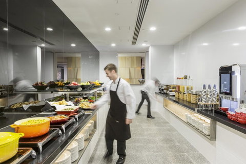 Ibis Adelaide - Sunshine Coast Guide 17