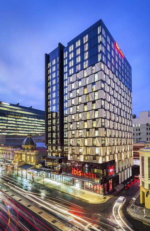 Ibis Adelaide - Sunshine Coast Guide 44