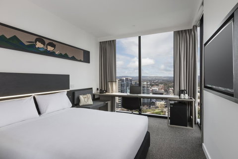 Ibis Adelaide - Sunshine Coast Guide 2