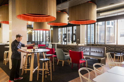 Ibis Adelaide - Sunshine Coast Guide 21