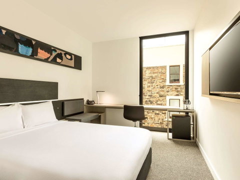 Ibis Adelaide - Sunshine Coast Guide 28