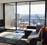 Whitmore SQ - Sunshine Coast Guide