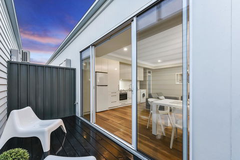 Aloha Central Luxury Apartments - Sunshine Coast Guide 28