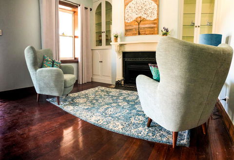 Inglenook Cottage - Sunshine Coast Guide 8