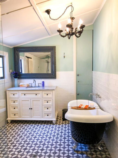 Inglenook Cottage - Sunshine Coast Guide 22